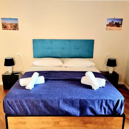 Atenea Centro 4*